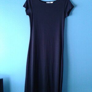 Newport News Size Medium Black Stretch long dress